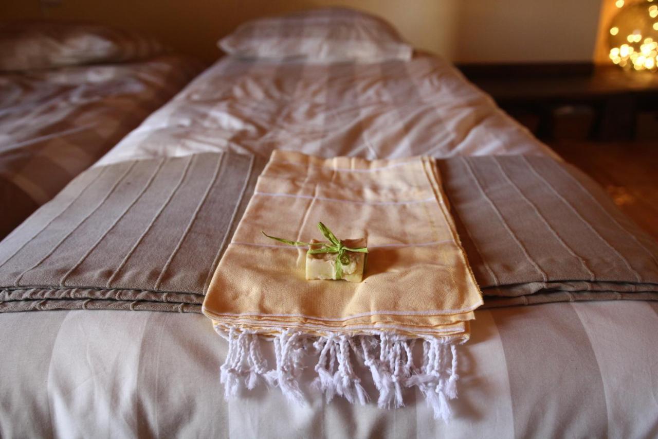 Le Moulin Scalagrand Bed & Breakfast Mazieres  Ngoại thất bức ảnh